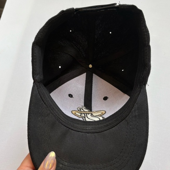 Miami Heat NBA Black Gold Logo Snapback Hat Cap Miller Genuine Draft Patch - Picture 7 of 9